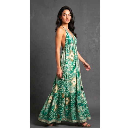 Vestido Maxi Largo Esmeralda con Escote Halter y Espalda Descubierta