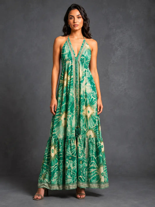 Vestido Maxi Largo Esmeralda con Escote Halter y Espalda Descubierta